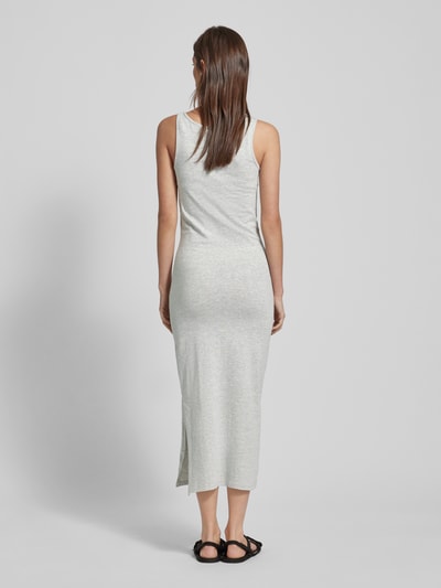 Vero Moda Długa sukienka w jednolitym kolorze model ‘MAXI MY SOFT’ Jasnoszary melanż 5