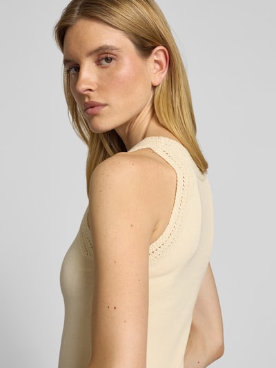 comma Stricktop mit Häkelspitze Sand 3