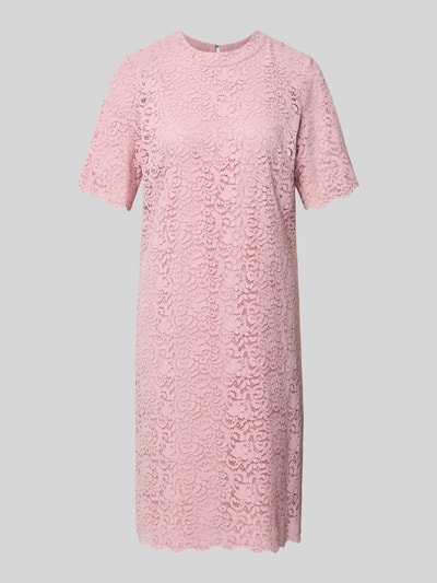 Produktfoto, Relaxed Fit Kleid mit Viskose-Anteil Modell 'Darlene' von JOOP!, mieszanka materiałów z dodatkiem wiskozy, okrągły dekolt, z krótkim rękawem, długość tyłu w rozmiarze 36: 97 cm, szerokość w rozmiarze 36: 49 cm, długość rękawów w rozmiarze 36: 28 cm, jasnoróżowa koronka, kwiatowy wzór, delikatna tekstura