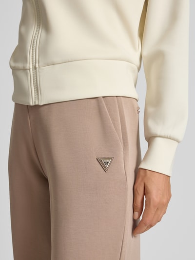 Guess Activewear Wide leg stoffen broek met labelapplicatie, model 'OLYMPE' Taupe - 3