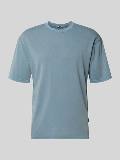 Produktfoto, T-Shirt mit Rundhalsausschnitt Modell 'Gomes' von Redefined Rebel in Blau, reine Baumwolle, Regular Fit, glatte Oberfläche