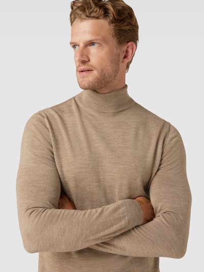 Matinique Rollkragenpullover mit Label-Detail Modell 'parcusman' Khaki 3