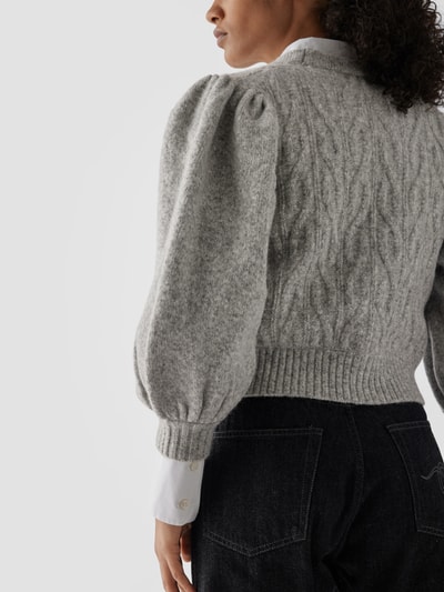 Custommade Cropped Strickjacke mit Zopfmuster Hellgrau meliert 6
