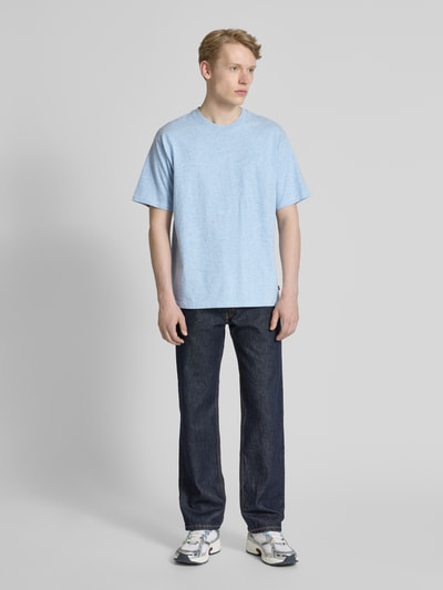 Levi's® T-shirt z wyhaftowanym logo model ‘IGUAN’ Jasnoniebieski 1