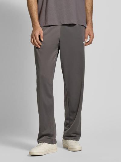 adidas Originals Straight Fit Sweatpants mit Logo-Stitching Modell 'Firebird' Hazel 4