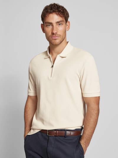 BOSS Koszulka polo o kroju regular fit z zamkiem błyskawicznym model ‘Paras’ Piaskowy 3
