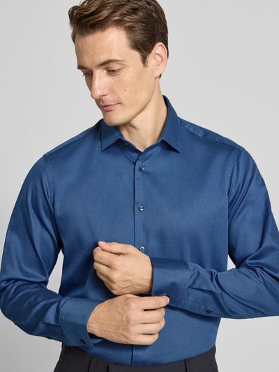 Christian Berg Men Regular Fit Businesshemd mit Kentkragen Marine 3