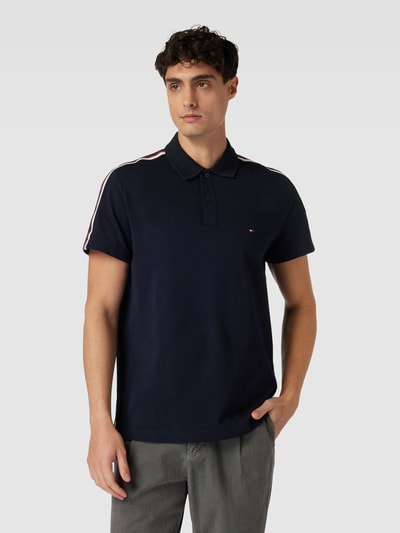 Tommy Hilfiger Koszulka polo o kroju regular fit z paskami w kontrastowym kolorze Granatowy 4