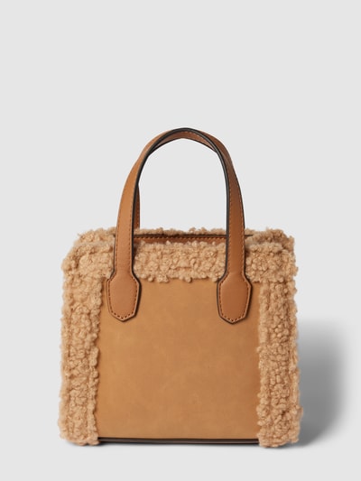 Guess Handtasche mit Label-Stitching Modell 'SILVANA' Camel 5