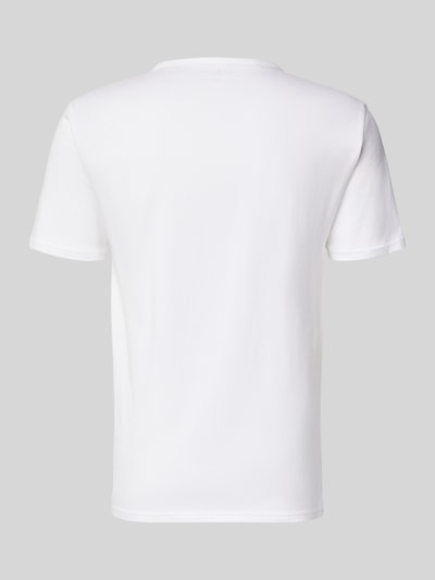 Männermodel trägt Slim Fit T-Shirt Set aus Baumwoll-Mix im 3er-Pack von Tommy Hilfiger, biały, krótki rękaw, krój slim fit, bawełna z domieszką, multipack. Ganzkörperansicht Rückansicht.