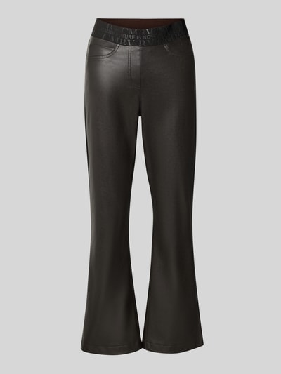 Produktfoto, schwarze Slim Fit Kunstlederhose in Glattleder-Optik Modell 'FELICE' von CAMBIO, Damen Leder- / Kunstlederhose, glatte Oberfläche, ausgestelltes Bein, glänzende Textur