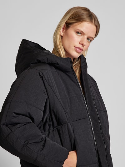 Review Steppjacke mit Kapuze Black 3