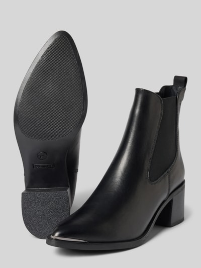 Produktfoto, schwarze Chelseas aus echtem Rindsleder von Tamaris, glatte Oberfläche, leicht glänzend, Damen Chelseas von Tamaris.