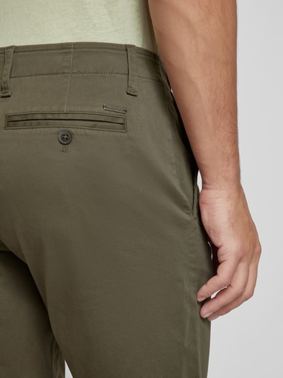 Bruun & Stengade Szorty o kroju regular fit z kieszeniami z tyłu model ‘GERHARD’ Khaki 3