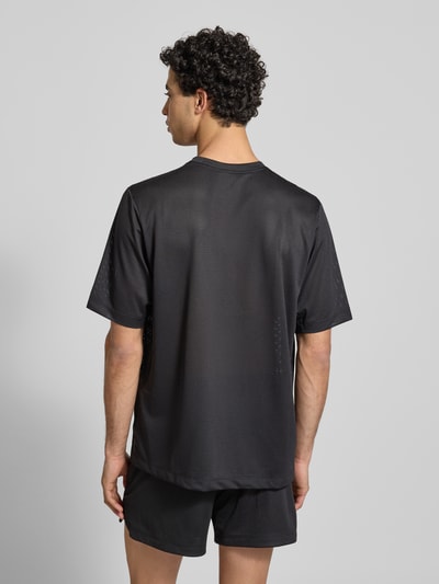 adidas Training T-shirt o kroju regular fit w siateczkowym stylu z nadrukiem z logo Czarny 5