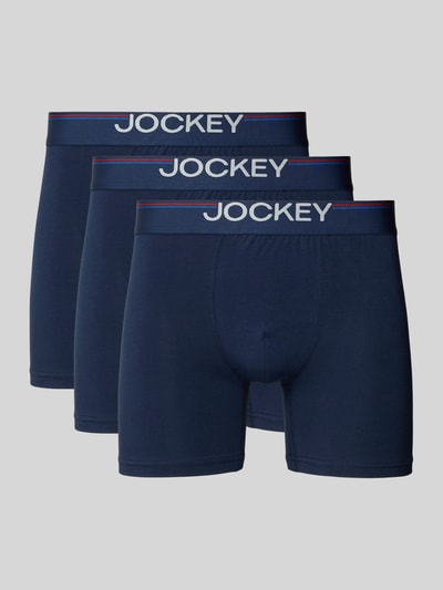 Produktfoto, Slim Fit Trunks mit Logo-Stitching im 3er-Pack von Jockey in Dunkelblau aus Baumwoll-Mix für Herren, elastisch, klare Form, glatte Textur.