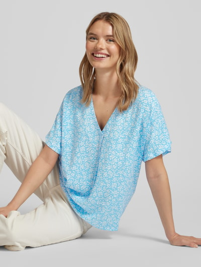 Vero Moda Loose Fit Blusenshirt aus Viskose mit V-Ausschnitt Modell 'EASY' Hellblau 3