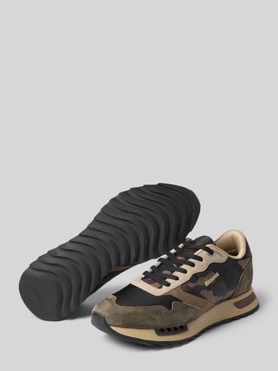 Produktfoto, Sneaker aus Leder-Mix Modell 'Ryder' von Blauer USA mit abgerundeter Passform, Label-Details, strukturierte Sohle, Farbmix in Beige, Schwarz und Oliv, sichtbarer Schnürverschluss, robuste Texturen, Absatz 3 cm, Schaft 10 cm, Schaftweite 11 cm