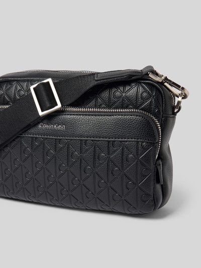 CK Calvin Klein Crossbody Bag mit Logo-Applikation Modell 'Camera' Black 3