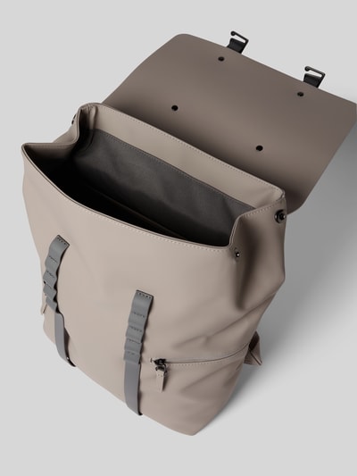 GASTON LUGA Rucksack mit Reißverschlusstaschen Modell 'SPLÄSH 2.0' Taupe 4