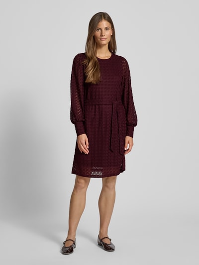VERO MODA Tailliertes Freizeitkleid in Spitzen-Optik Modell 'BECCA' Bordeaux 1