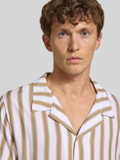 BOSS Relaxed Fit Freizeithemd mit Resortkragen Beige 3