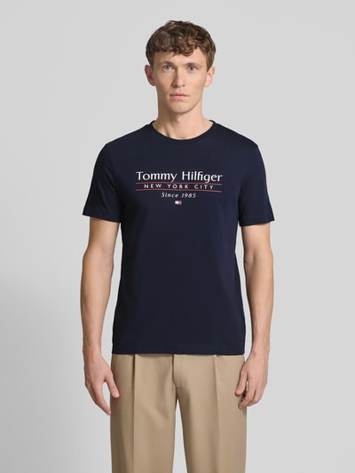 Tommy Hilfiger T-Shirt mit Label-Print Marine 4