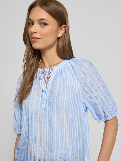 ZABAIONE Bluzka o kroju regular fit z rękawem o dł. 1/2 model ‘El44vi’ Jasnoniebieski 3