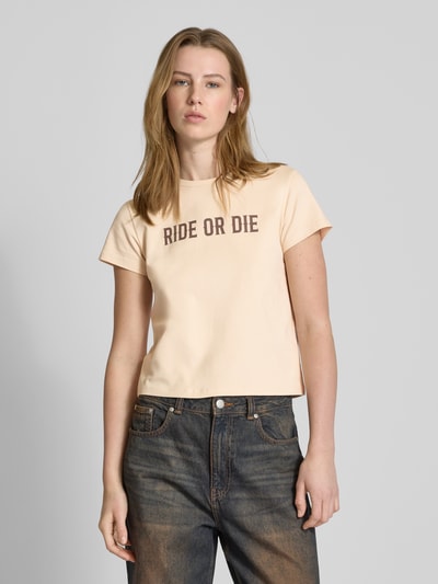 Review T-Shirt mit Statement-Print Beige 4