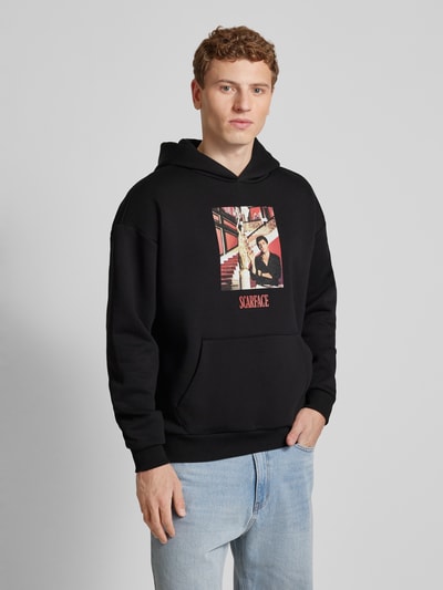 REVIEW Oversized Hoodie mit Motiv-Print Black 4