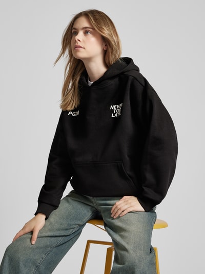 Pegador Oversized Hoodie mit Label- und Statement-Print Modell 'AIRVILLE' Black 3