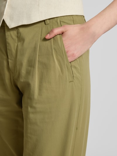 Drykorn Spodnie o kroju tapered fit z zakładkami w pasie i elastycznym pasem model ‘DISPATCH’ Oliwkowy 3