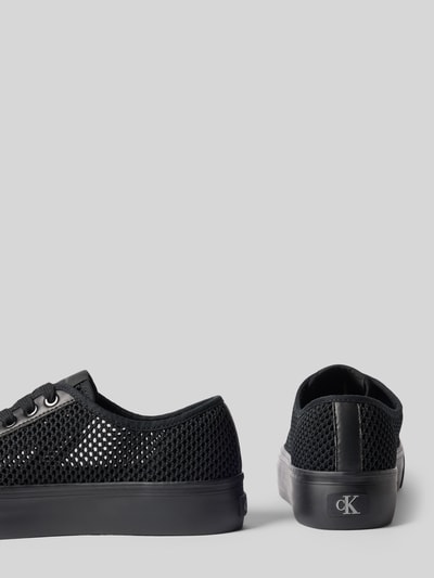 Produktfoto, Low Top Sneaker mit Plateau-Sohle von CK Calvin Klein, Optik: Unifarben, rund, Plateau, Label-Patch, Schnürung, Materialverarbeitung: Mesh