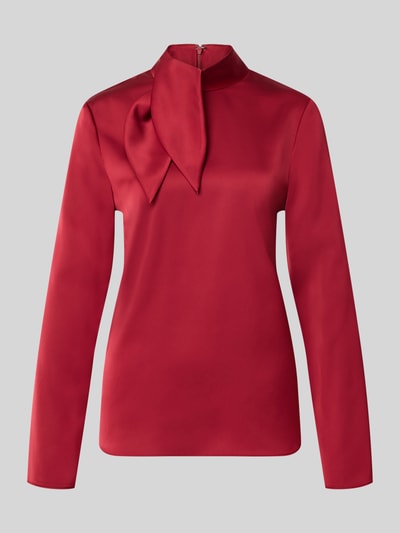 Produktfoto, Regular Fit Bluse aus Satin von Emporio Armani in Rot mit Stehkragen und langen Ärmeln, glatte Oberfläche.