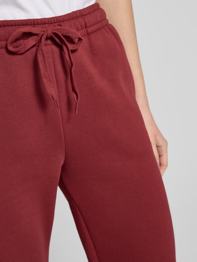 Gina Tricot Straight Leg Sweatpants mit elastischem Bund Bordeaux 3