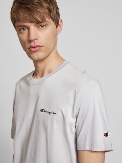 CHAMPION T-Shirt mit Label-Print Hellgrau 3