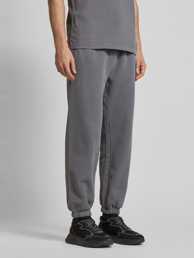 HUGO Sweatpants mit Label-Detail Modell 'Dopee' Stein 4