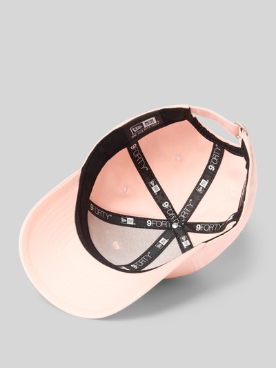 Productfoto, Basecap uit katoen met stitching van New Era voor dames, in lichtroze met zwarte details, versterkte klep, in grootte verstelbaar