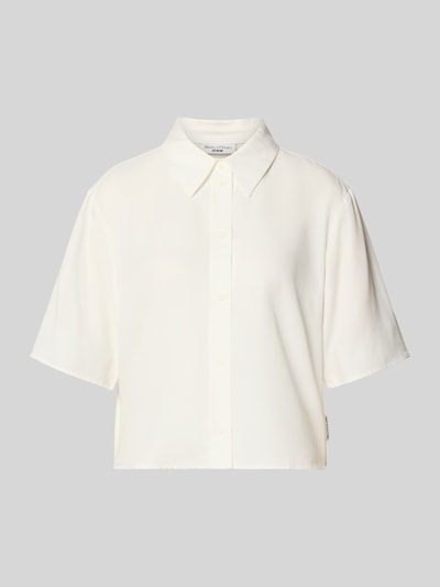 Produktfoto, Relaxed Fit Bluse aus reinem Lyocell von Marc O'Polo Denim in Uni-Optik, kurzarm, Hemdkragen, leichte Piqué-Textur, Vorderansicht.