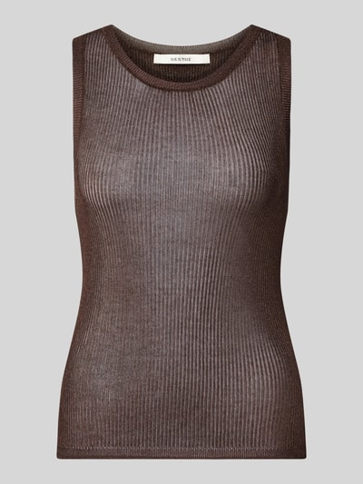 Produktfoto, braunes Stricktop aus Viskose-Mix in Slim-Fit mit Rundhalsausschnitt, Modell 'Silvi' von Gestuz, Rückenlänge 54 cm bei Größe S