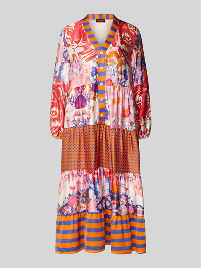 Produktfoto, Midikleid aus Viskose mit V-Ausschnitt Modell 'Wild Flower' von miss goodlife in mehrfarbigem Allover-Look mit floralen Mustern, Knopfleiste und A-Linie, sichtbare Struktur, weiche Textur.