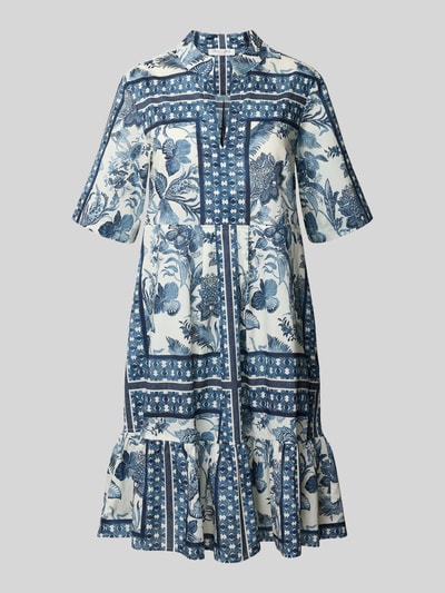 Produktfoto, Knielanges Tunikakleid mit 1/2-Arm von Christian Berg Woman, Straight Fit aus Reine Baumwolle, blau-weißes Muster, Tunikakragen, Knielänge