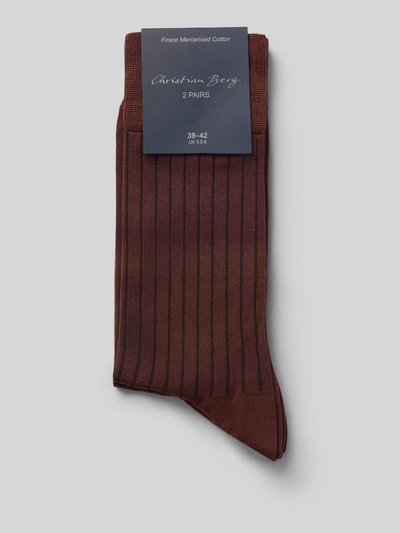 Produktfoto, Socken aus Baumwoll-Mix im 2er-Pack von Christian Berg Men, braun, mit Rippbündchen und Label-Print, neutraler Hintergrund.