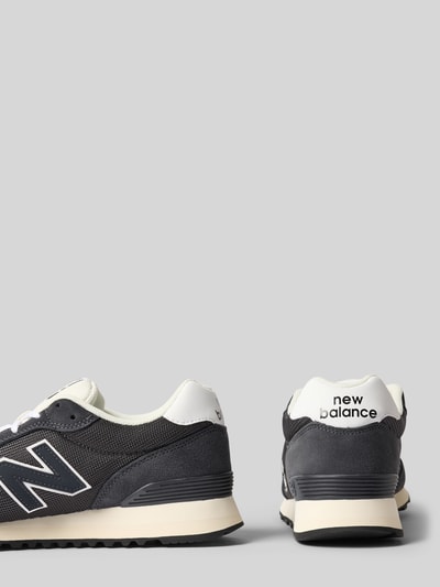 Produktfoto, Sneaker mit Logo-Detail Modell '515' von New Balance in Dunkelgrau mit heller Sohle, rund geformt, leicht profiliert, Damen Sneaker, Absatzhöhe 3 cm, Schafthöhe 8 cm, Schaftweite 9 cm