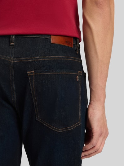 BOSS Orange Regular Fit Jeans aus Soft Motion Denim Modell 'MAINE' Dunkelblau 3