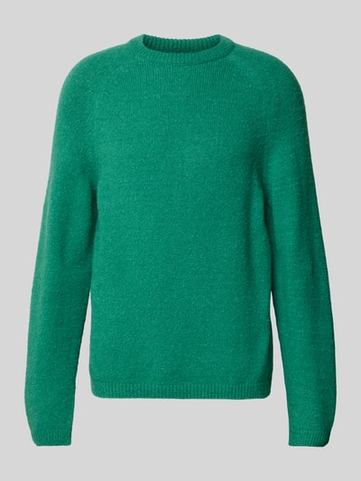 Produktfoto, Regular Fit Pullover mit Woll-Anteil von Closed in sattem Grün, Materialmix aus Baumwolle und Wolle, Strick-Optik, Rundhalsausschnitt, elastische Abschlüsse, Rückenlänge 70 cm, klare Struktur auf einfarbigem Hintergrund