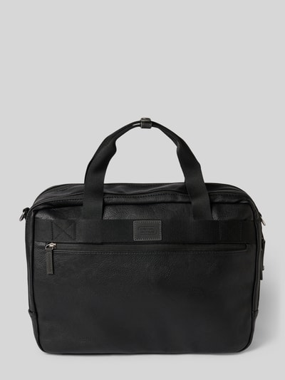 Produktfoto, Business Bag mit Strukturmuster Modell 'TRACES' von camel active in Schwarz mit Reißverschluss und verstellbarem Schulterriemen, klare Kanten, glatte und strukturierte Oberfläche, Vorderseite zeigt Außenfach und Markenlogo