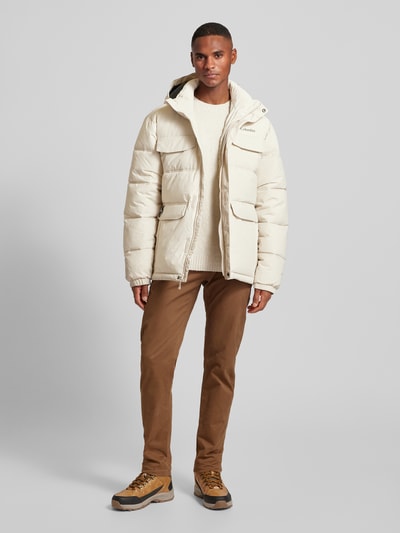 COLUMBIA Jacke mit Kapuze und Pattentaschen Modell 'LANDROAMER' Offwhite 1