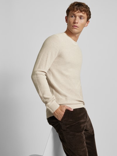 Jack & Jones Premium Sweter z dzianiny z prążkowanymi wykończeniami model ‘LUCAS’ Złamany biały 3