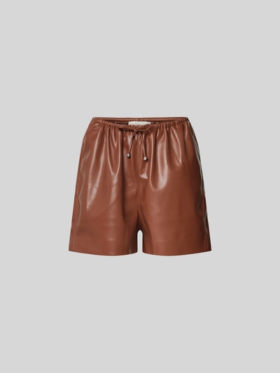 Nanushka Shorts in Leder-Optik Mittelbraun 2